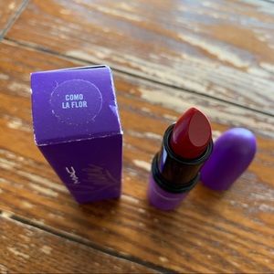 MAC & Selena Como La Flor Lipstick